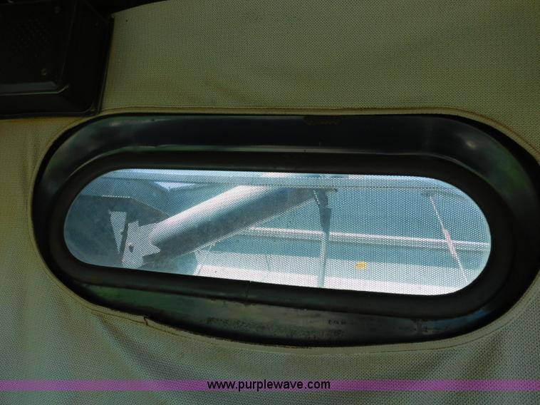 image for item L5831 1991 Gleaner R70 combine