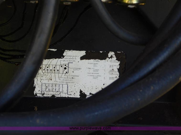 image for item L5831 1991 Gleaner R70 combine