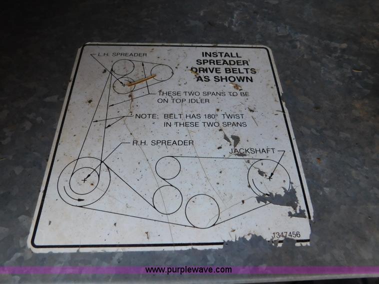 image for item L5831 1991 Gleaner R70 combine