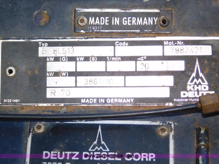 image for item L5831 1991 Gleaner R70 combine