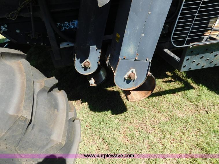 image for item L5831 1991 Gleaner R70 combine