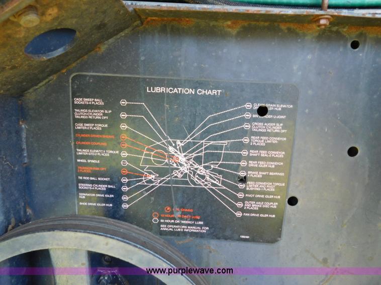 image for item L5831 1991 Gleaner R70 combine