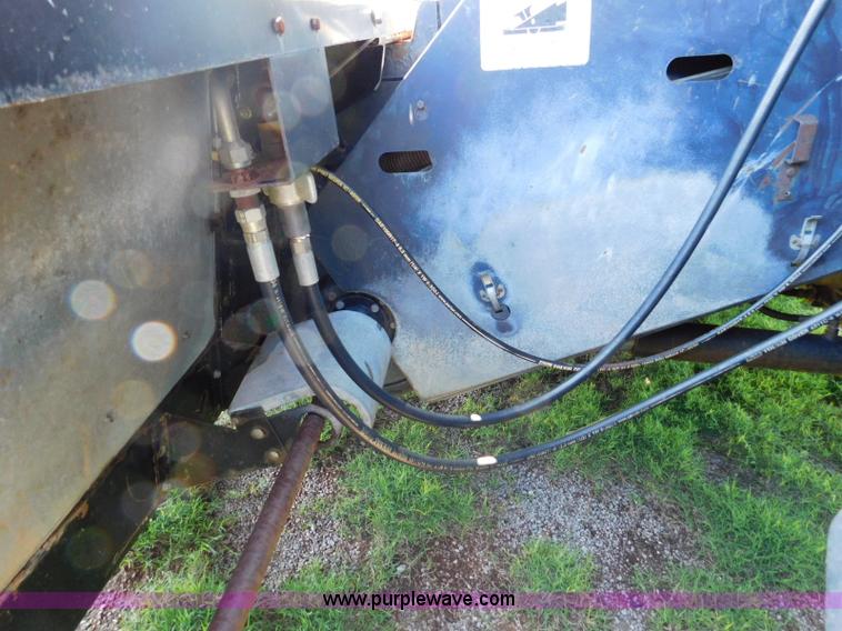 image for item L5831 1991 Gleaner R70 combine