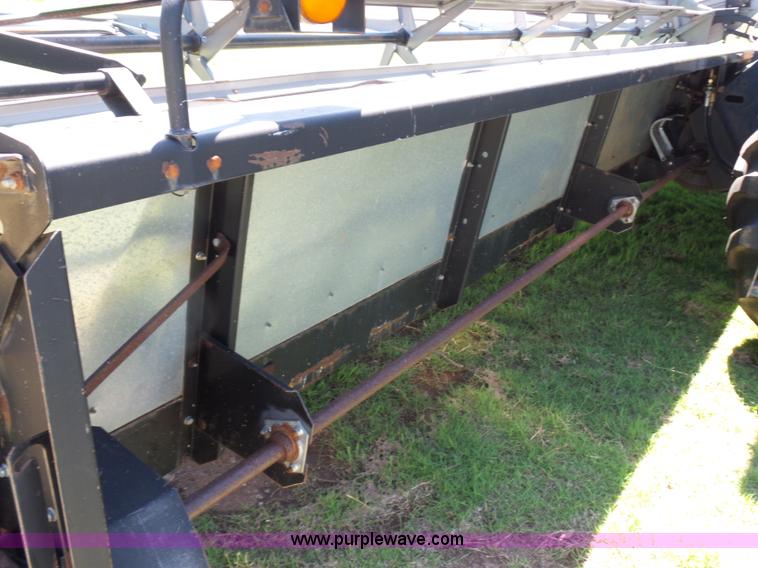 image for item L5832 1991 Gleaner R70 RWA combine