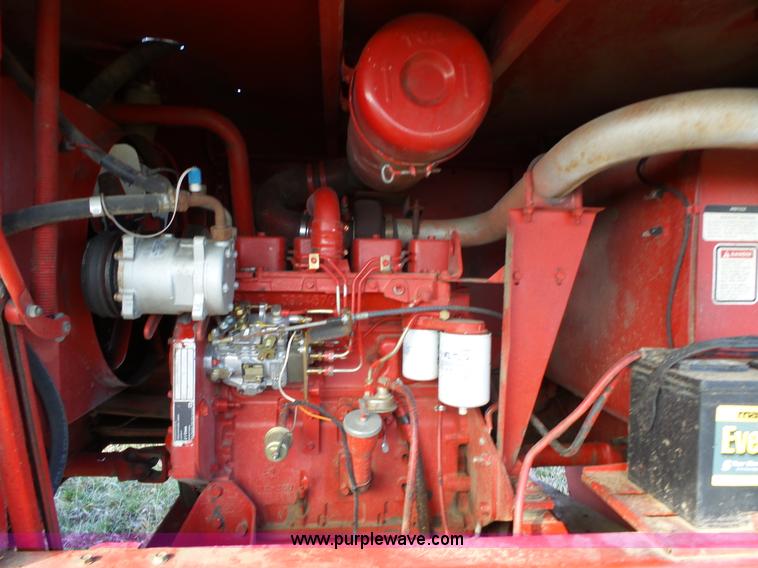 image for item L6249 1994 Case IH 8840 self-propelled windrower