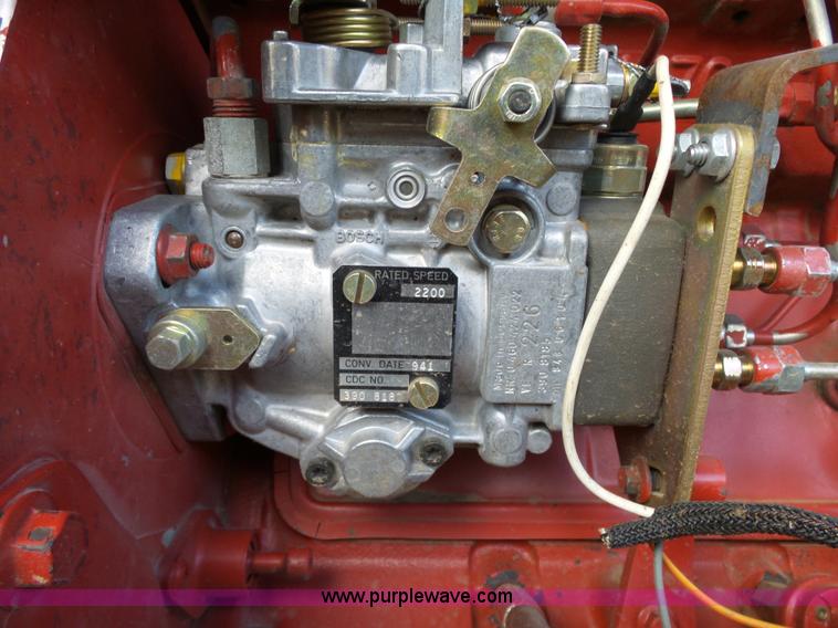 image for item L6249 1994 Case IH 8840 self-propelled windrower