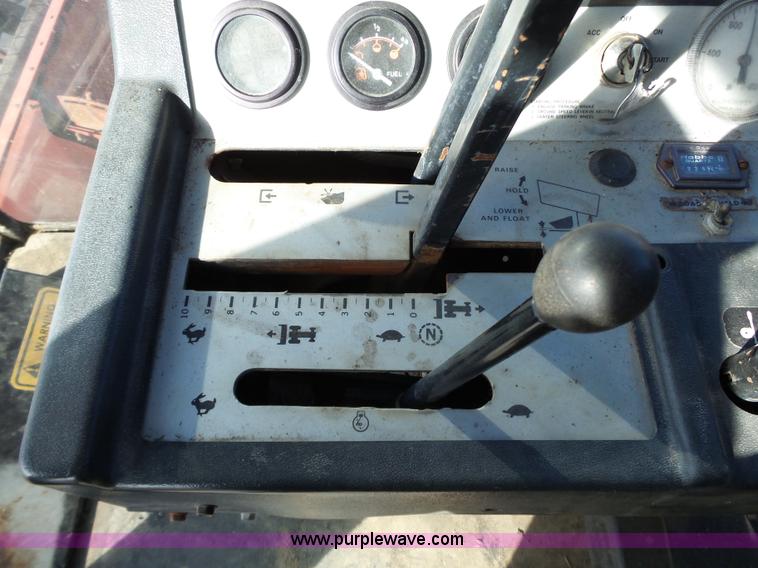 image for item L6249 1994 Case IH 8840 self-propelled windrower