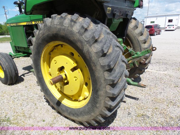 image for item L7021 1980 John Deere 4240 tractor
