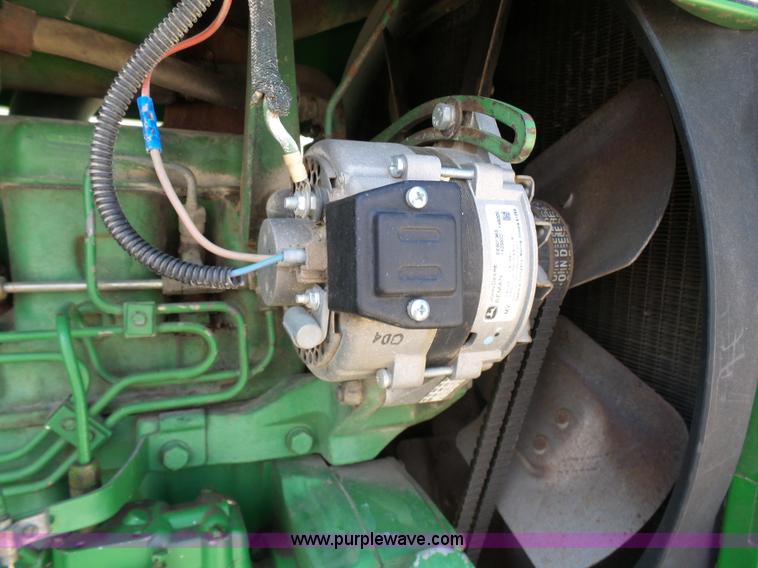 image for item L7021 1980 John Deere 4240 tractor