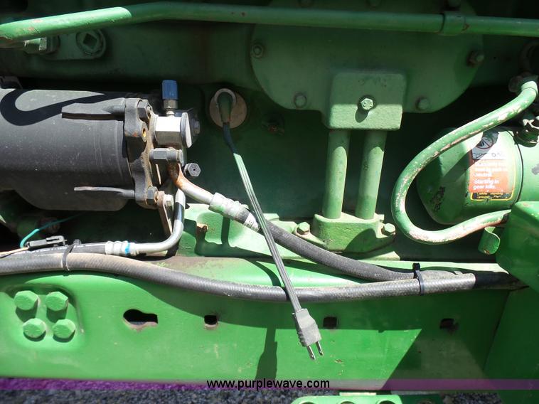 image for item L7021 1980 John Deere 4240 tractor