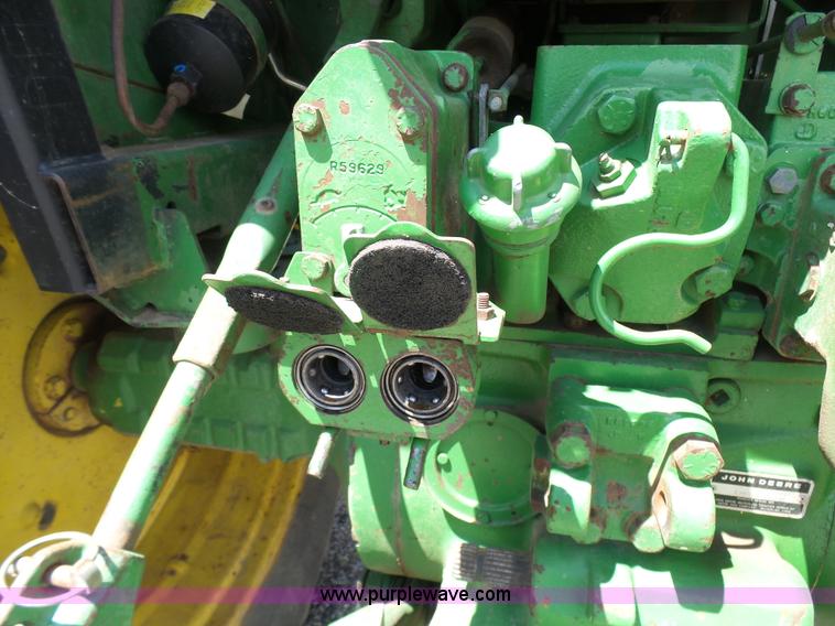 image for item L7021 1980 John Deere 4240 tractor