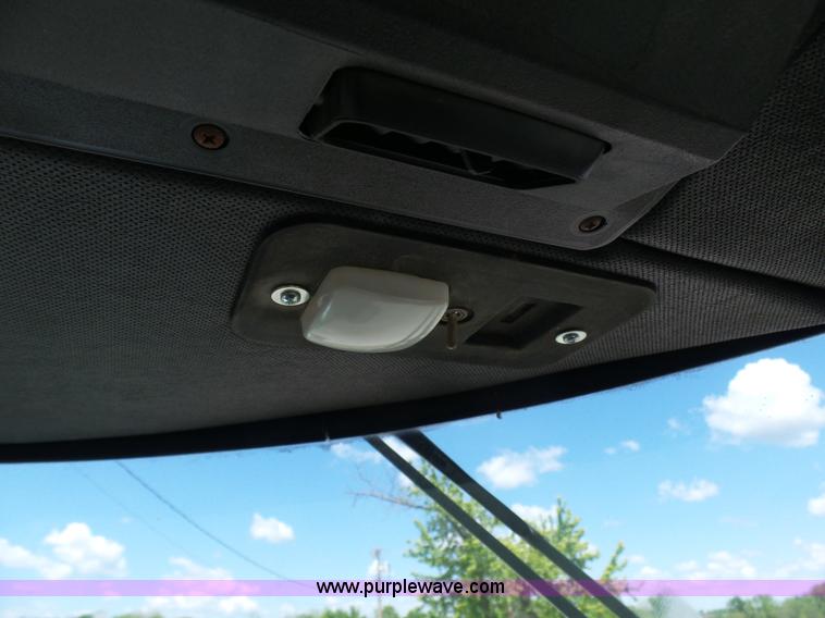 image for item L7021 1980 John Deere 4240 tractor