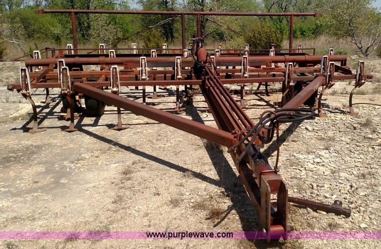 image for item L7495 Field cultivator