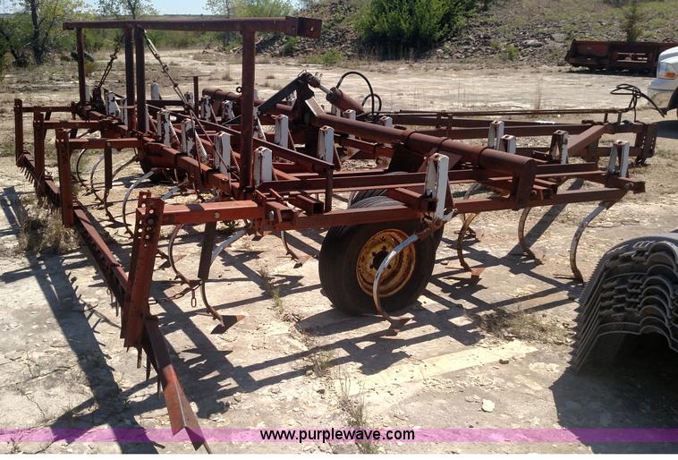 image for item L7495 Field cultivator