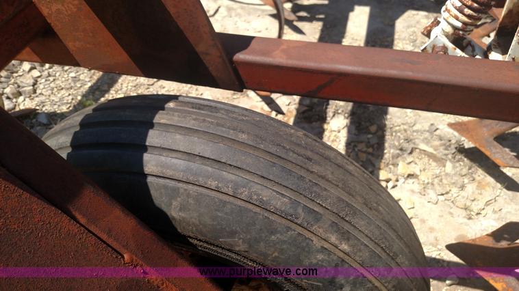 image for item L7495 Field cultivator