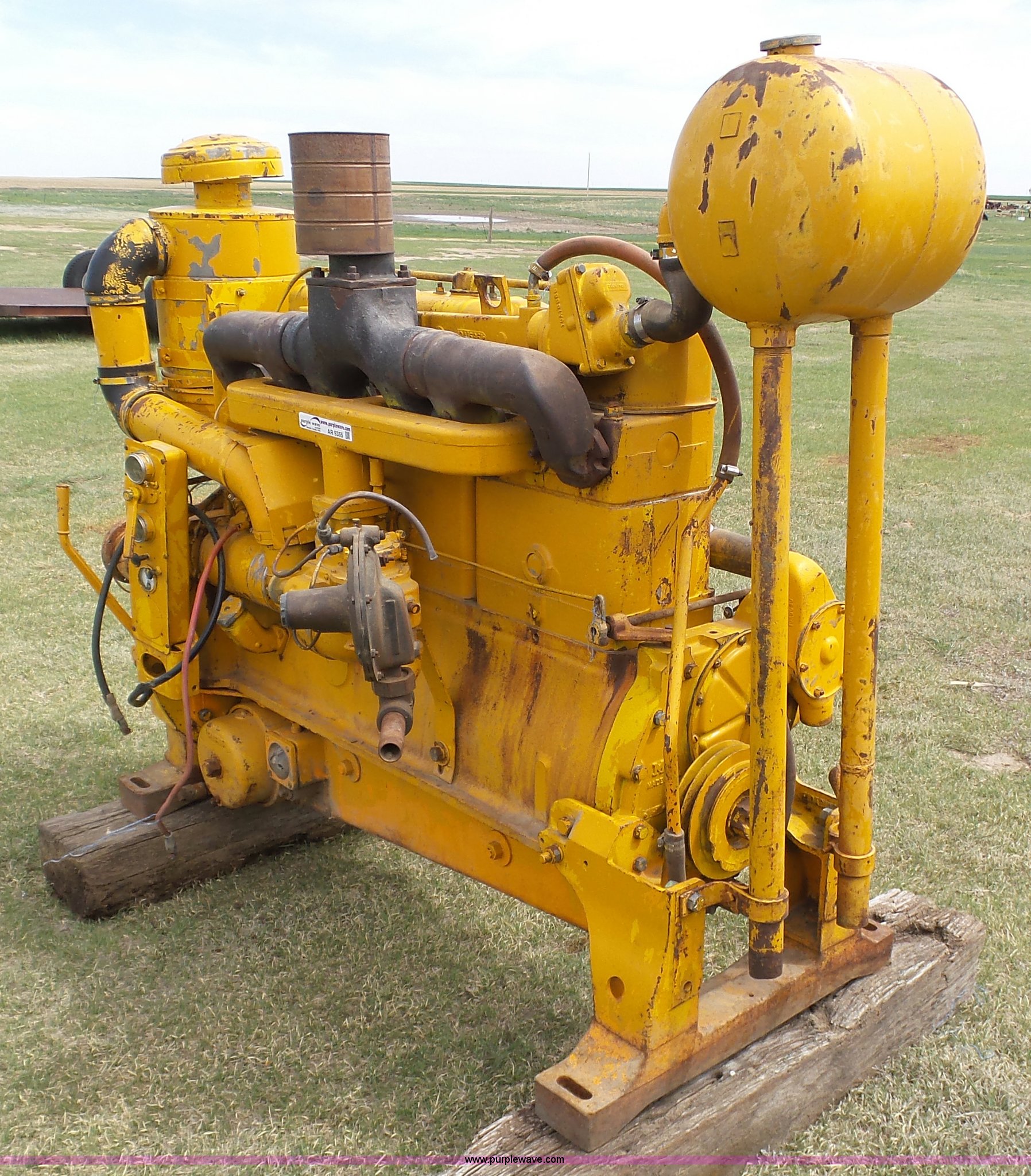 M&M six cylinder natural gas irrigation engine in Tribune, KS Item