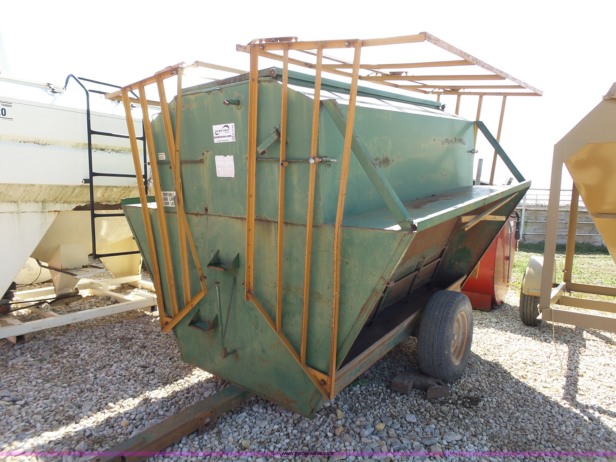 Feed King Creep Feeder Item K5159 5 25 2016