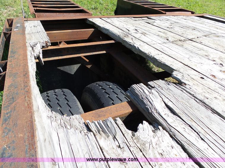 image for item BG9048 2003 Proteck equipment trailer