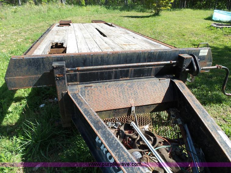 image for item BG9048 2003 Proteck equipment trailer