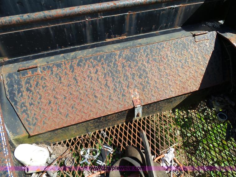 image for item BG9048 2003 Proteck equipment trailer