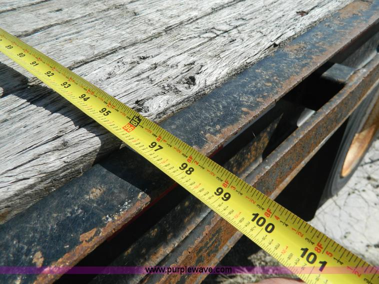 image for item BQ9864 2001 Neville pup trailer