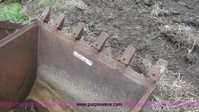 image for item BZ9264 Case 580 backhoe bucket