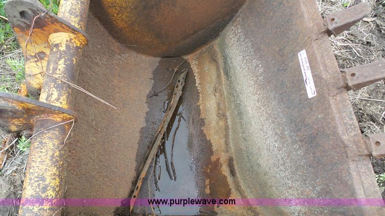 image for item BZ9264 Case 580 backhoe bucket