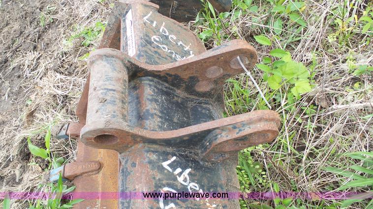 image for item BZ9266 Bobcat backhoe bucket