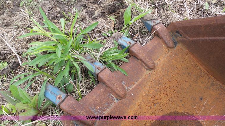 image for item BZ9266 Bobcat backhoe bucket