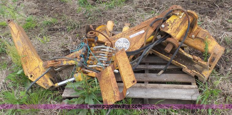 image for item BZ9267 Case Davis SD100 backhoe attachment