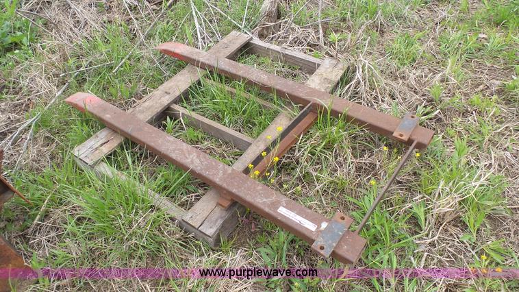 image for item BZ9269 Pallet forks