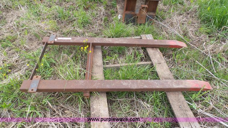 image for item BZ9269 Pallet forks