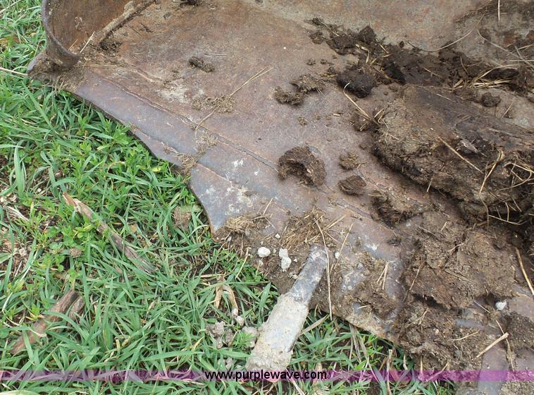 image for item BZ9273 Skid steer bucket