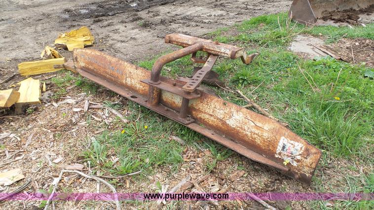 image for item BZ9274 International blade