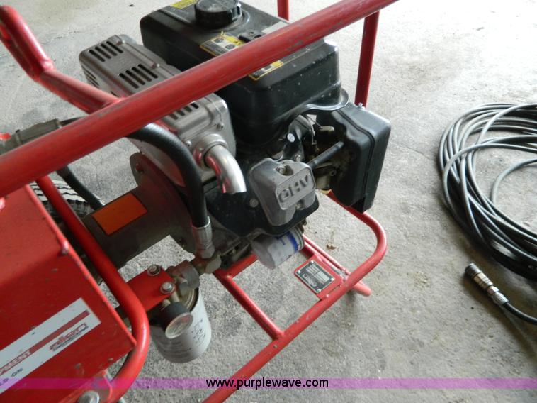 image for item D6166 Allen roller screed