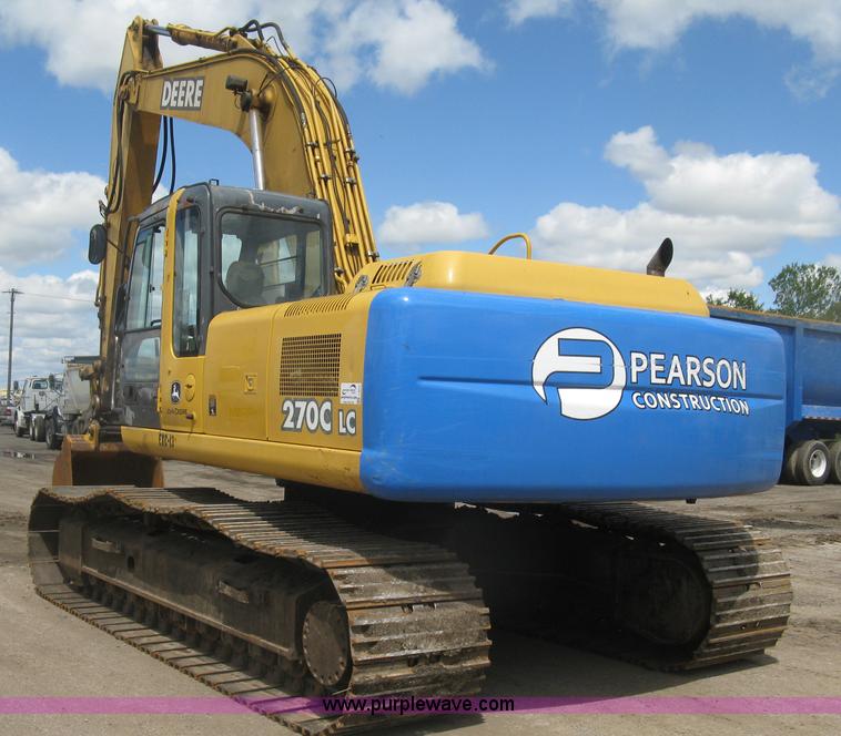 image for item J2815 2003 John Deere 270C LC excavator