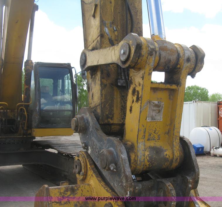 image for item J2815 2003 John Deere 270C LC excavator