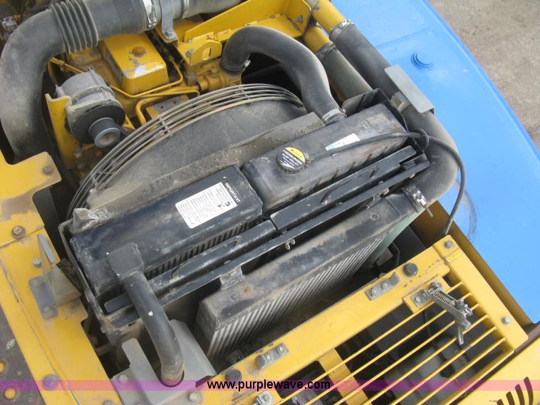 image for item J2815 2003 John Deere 270C LC excavator