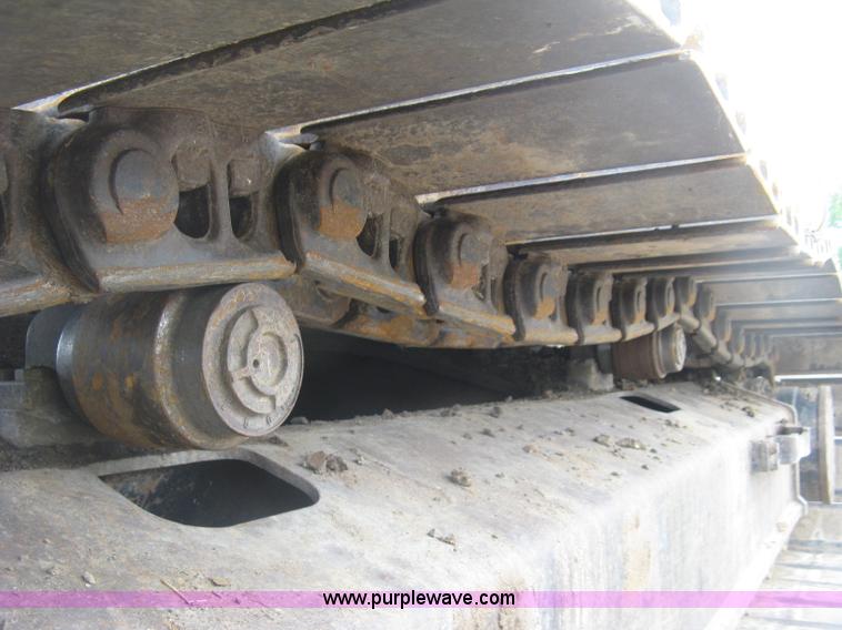 image for item J2815 2003 John Deere 270C LC excavator