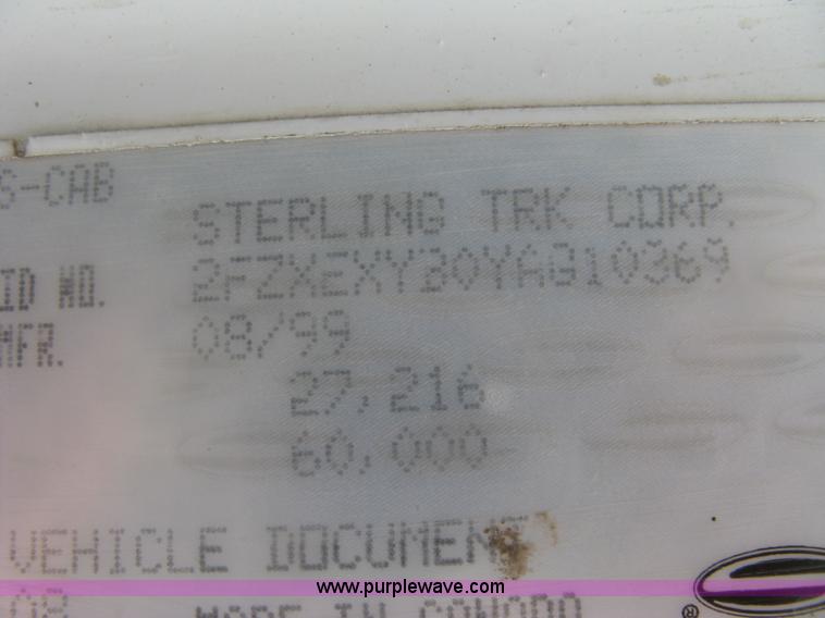 image for item J2816 2000 Sterling L9500 dump truck