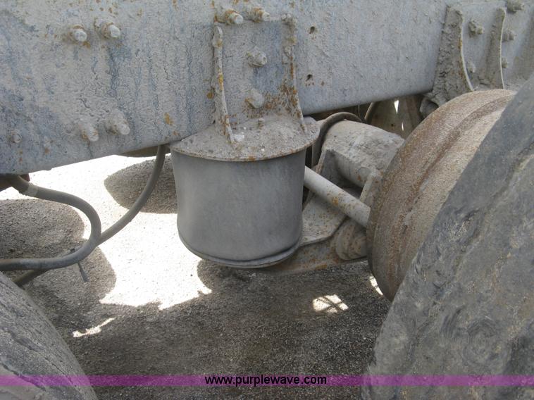 image for item J2816 2000 Sterling L9500 dump truck