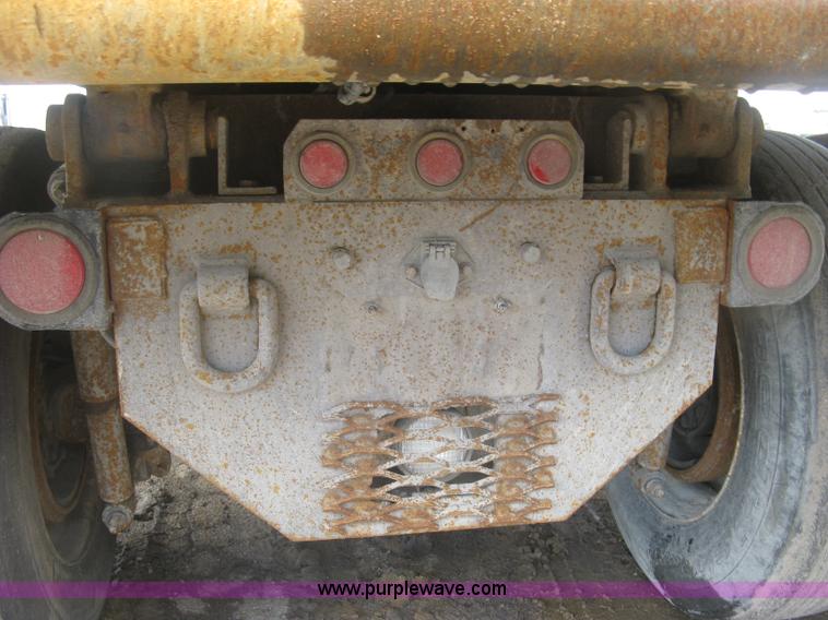 image for item J2816 2000 Sterling L9500 dump truck