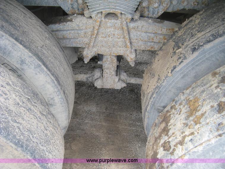 image for item J2816 2000 Sterling L9500 dump truck