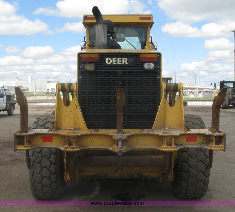 image for item J2817 2001 John Deere 772CH motor grader