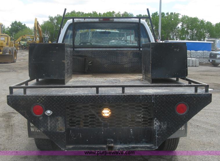 image for item J2818 2001 Ford F250 Super Duty XL SuperCab pickup truck