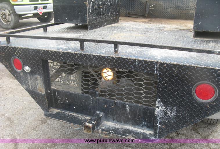 image for item J2818 2001 Ford F250 Super Duty XL SuperCab pickup truck