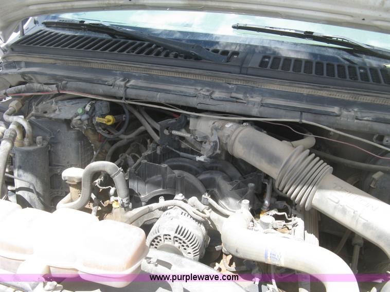 image for item J2818 2001 Ford F250 Super Duty XL SuperCab pickup truck