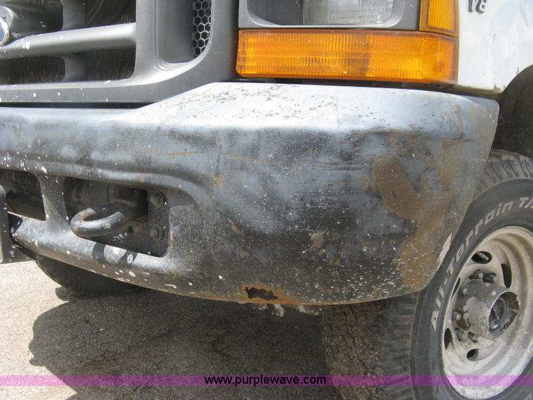 image for item J2818 2001 Ford F250 Super Duty XL SuperCab pickup truck