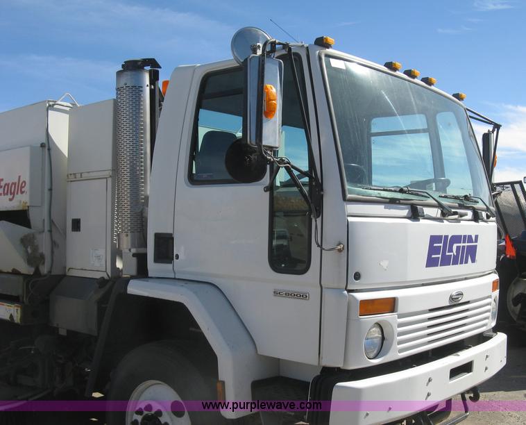 image for item J2904 2004 Elgin Eagle Series F street sweeper