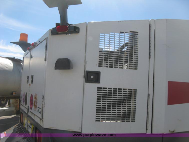 image for item J2904 2004 Elgin Eagle Series F street sweeper